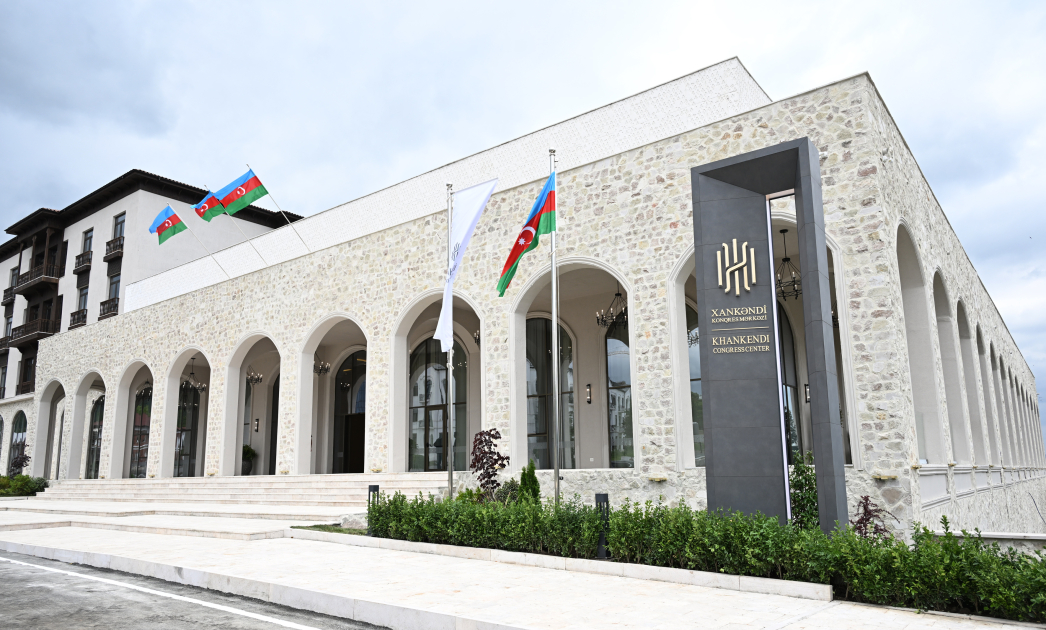 Президент Ильхам Алиев принял участие в открытии Ханкендинского Конгресс-центра (ФОТО/ВИДЕО)