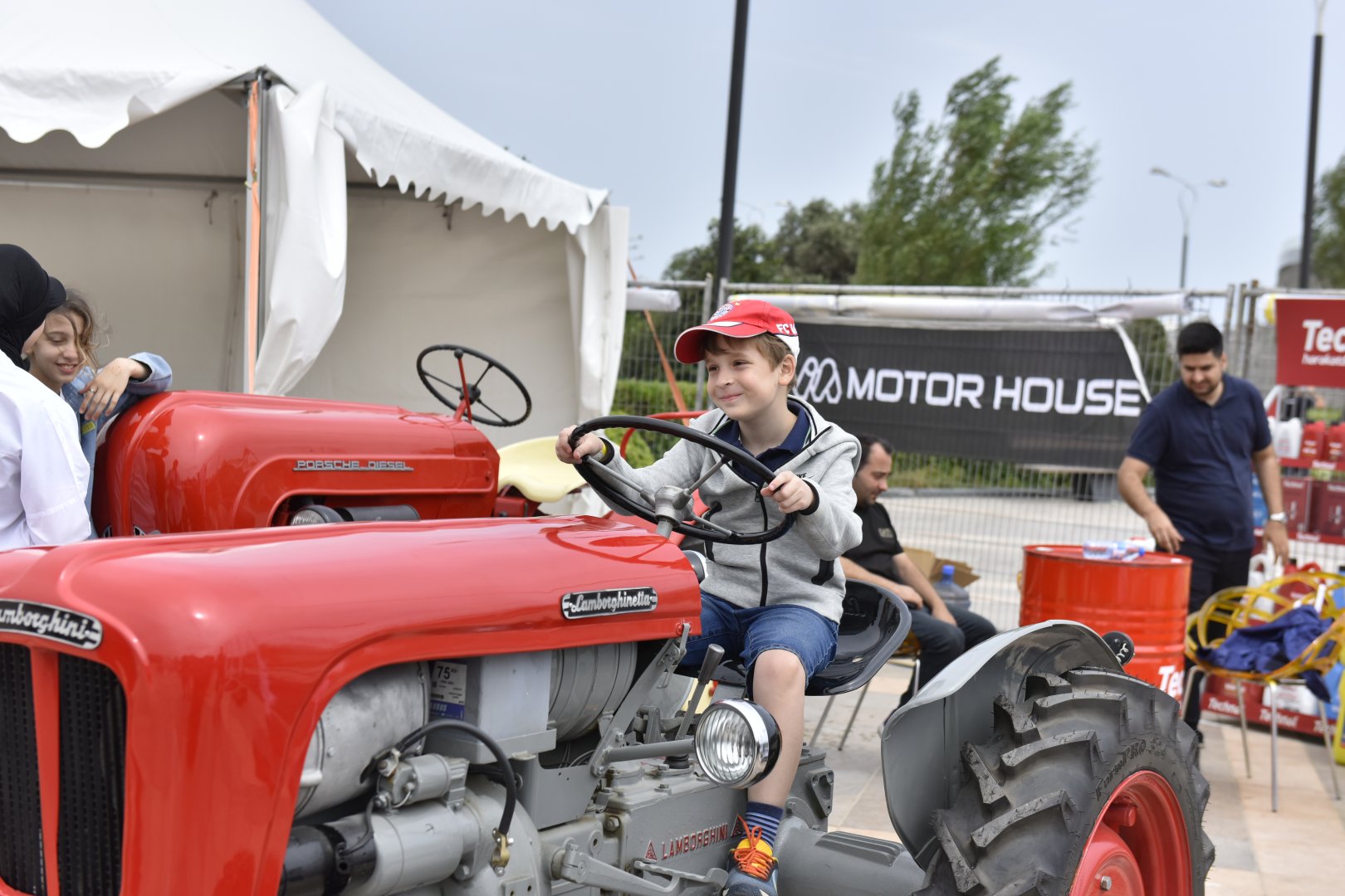 Награждены победители Бакинского фестиваля скорости (ФОТО)