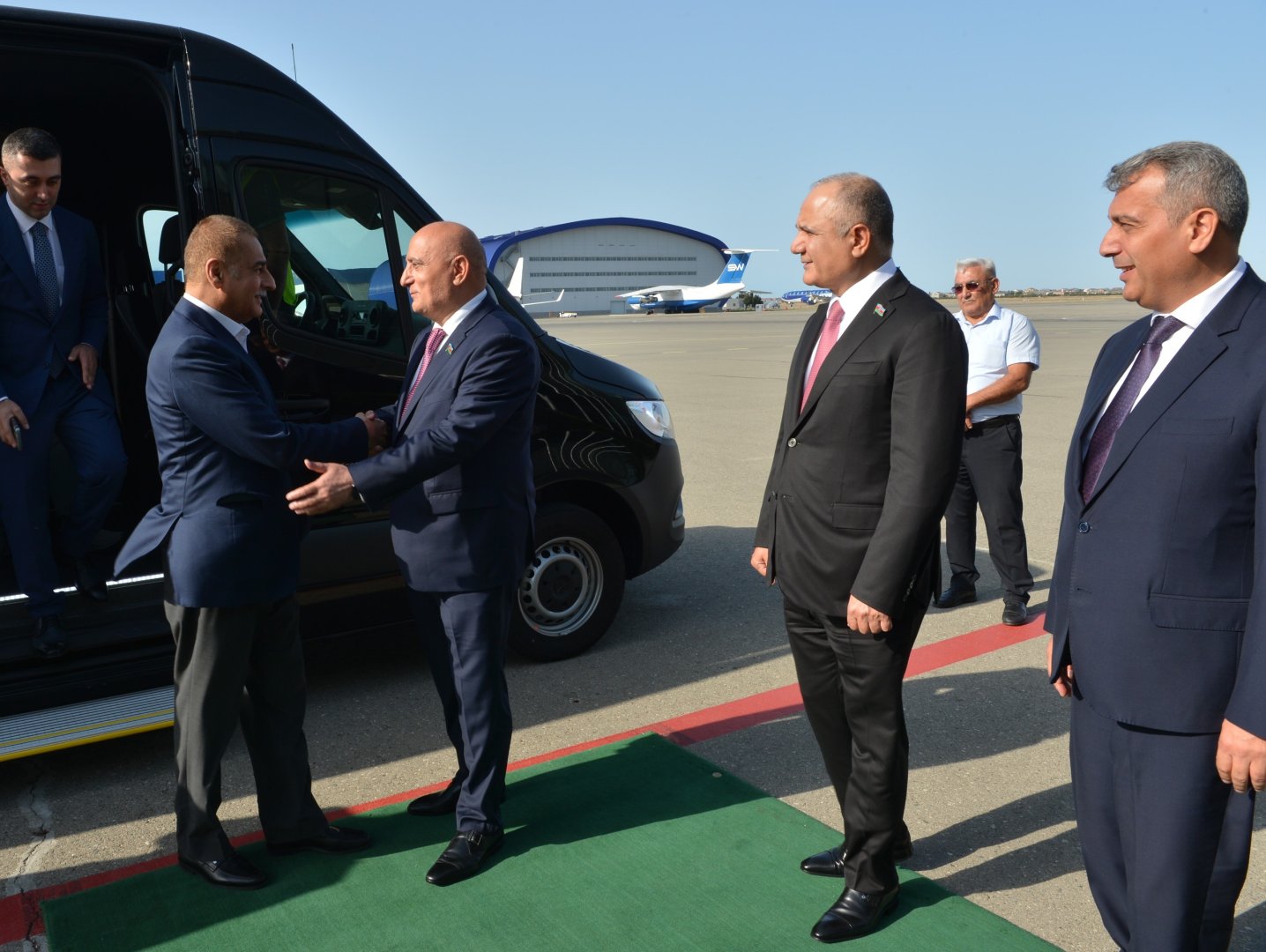 Председатель Национальной ассамблеи Пакистана прибыл с визитом в Азербайджан (ФОТО)