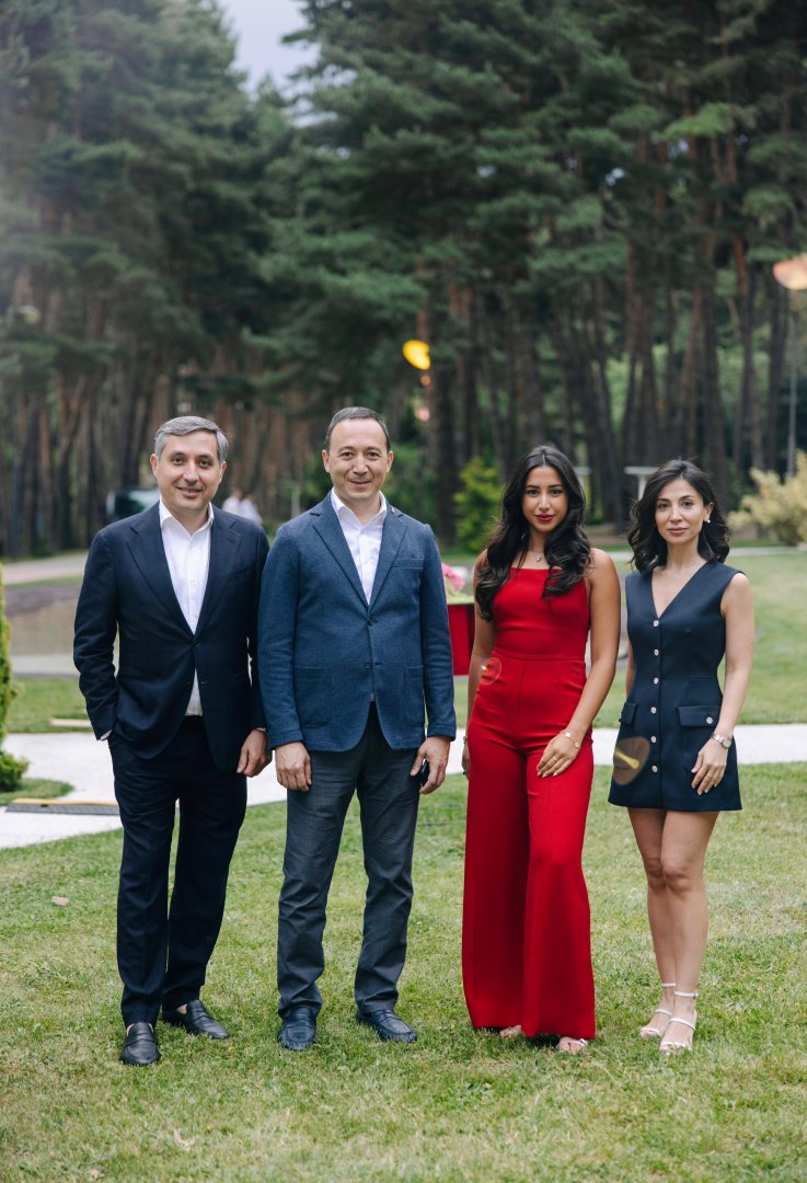 RRMC Baku представила две новые модели Rolls-Royce в Тбилиси (ФОТО/ВИДЕО)