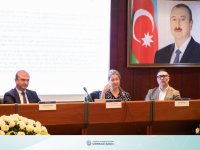 Представители ЕБРР провели в ЦБА презентацию на тему облигаций с плавающей процентной ставкой (ФОТО)