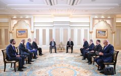 Завершилась встреча Президента Ильхама Алиева с Николом Пашиняном в Абу-Даби (ФОТО/ВИДЕО)