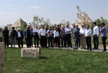 В рамках очередной поездки в Карабах руководители политических партий Азербайджана посетили Агдам (ФОТО)