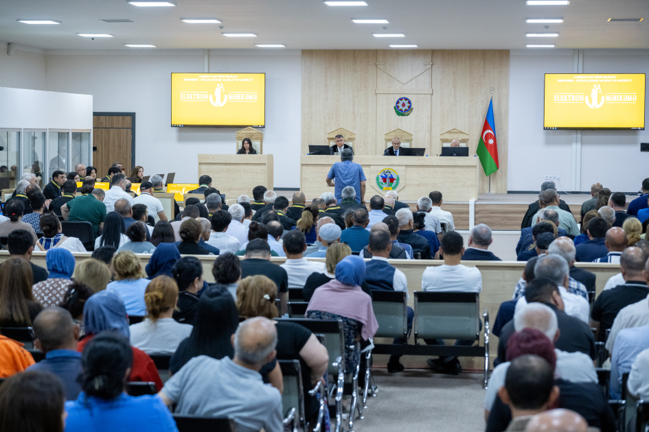 Лица, подвергшиеся пыткам в плену и в заложниках во время оккупации азербайджанских территорий вооруженными силами Армении, дали показания в суде (ФОТО)