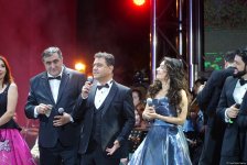 На берегу Каспия в Баку состоялось грандиозное закрытие "Дней оперы" с участием звезд (ФОТО)