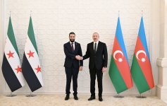 Состоялась встреча Президента Ильхама Алиева с Президентом Сирии на переходный период (ФОТО/ВИДЕО)