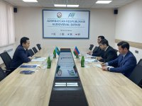 Посол Казахстана обсудил с председателем Аудиовизуального совета Азербайджана роль СМИ в развитии двустороннего сотрудничества (ФОТО)
