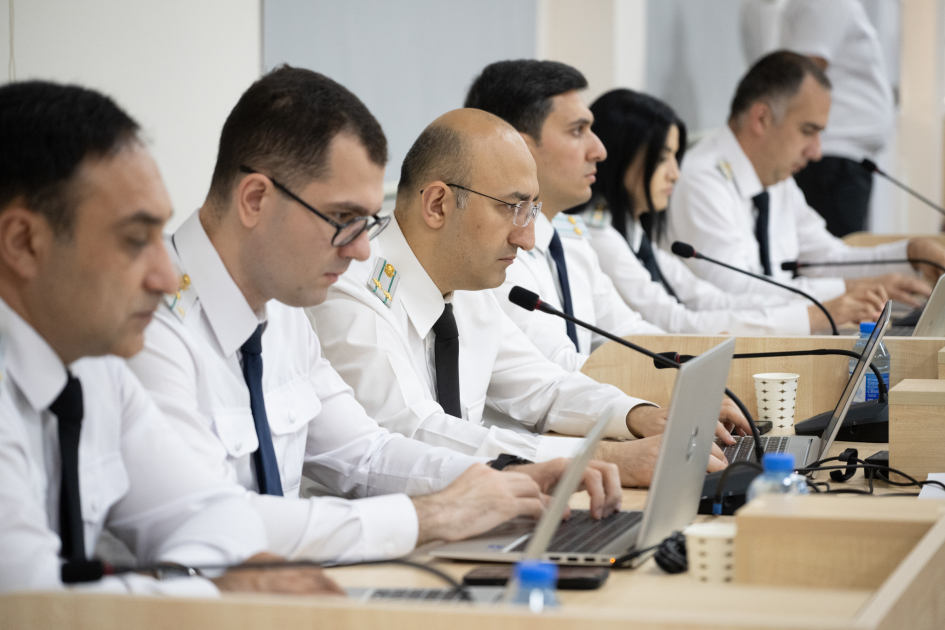 На судебном заседании были продемонстрированы видеокадры пыток, учиненных вооруженными силами Армении при захвате азербайджанцев в плен (ФОТО)