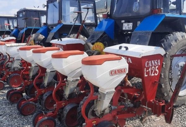 Стало известно количество зарегистрированной в Азербайджане в июне сельхозтехники