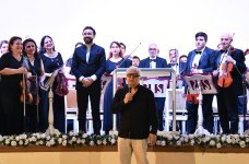 Ода музыке в Баку – на открытом воздухе прозвучали жемчужины национальной классики (ФОТО)