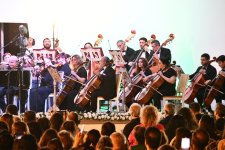 Ода музыке в Баку – на открытом воздухе прозвучали жемчужины национальной классики (ФОТО)