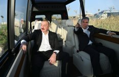 Президент Ильхам Алиев и председатель Халк Маслахаты Туркменистана Гурбангулы Бердымухамедов посетили Sea Breeze (ФОТО/ВИДЕО)