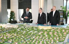 Президент Ильхам Алиев и председатель Халк Маслахаты Туркменистана Гурбангулы Бердымухамедов посетили Sea Breeze (ФОТО/ВИДЕО)