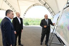 Президент Ильхам Алиев и председатель Халк Маслахаты Туркменистана Гурбангулы Бердымухамедов осмотрели разрушенные места города Физули (ФОТО/ВИДЕО)