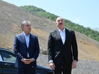 Президент Ильхам Алиев и Гурбангулы Бердымухамедов сфотографировались на фоне села Дашалты Шушинского района (ФОТО/ВИДЕО)