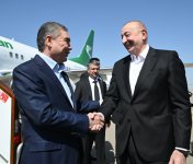 Председатель Халк Маслахаты Туркменистана Гурбангулы Бердымухамедов прибыл в Физулинский район (ФОТО/ВИДЕО)