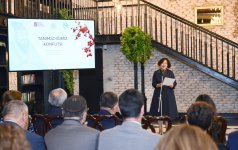 Вице-президент Фонда Гейдара Алиева Лейла Алиева приняла участие в вечере «Неизвестный нам Конфуций» в Бакинском книжном центре (ФОТО)