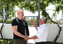 Президент Ильхам Алиев ознакомился с работами, проводимыми в селе Тезебина Ходжалинского района (ФОТО)