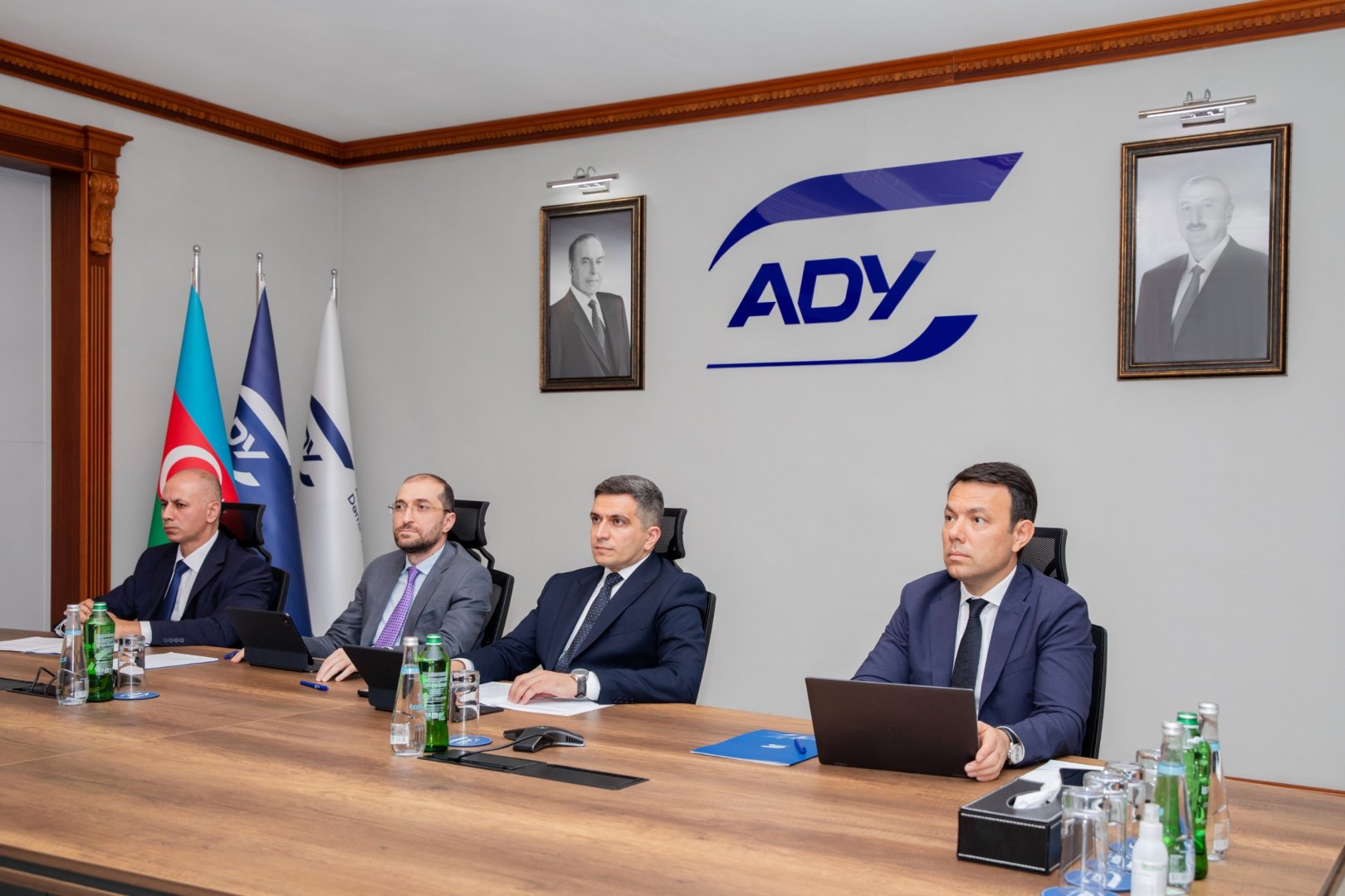 Обсуждены возможности сотрудничества между ж/д структурами Азербайджана и Пакистана (ФОТО)