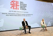 В Ханкенди состоялась встреча Президента Ильхама Алиева с участниками III Шушинского Глобального медиафорума (ФОТО/ВИДЕО)