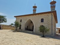Историческая мечеть в селе Гияслы подверглась армянскому вандализму (ФОТО)