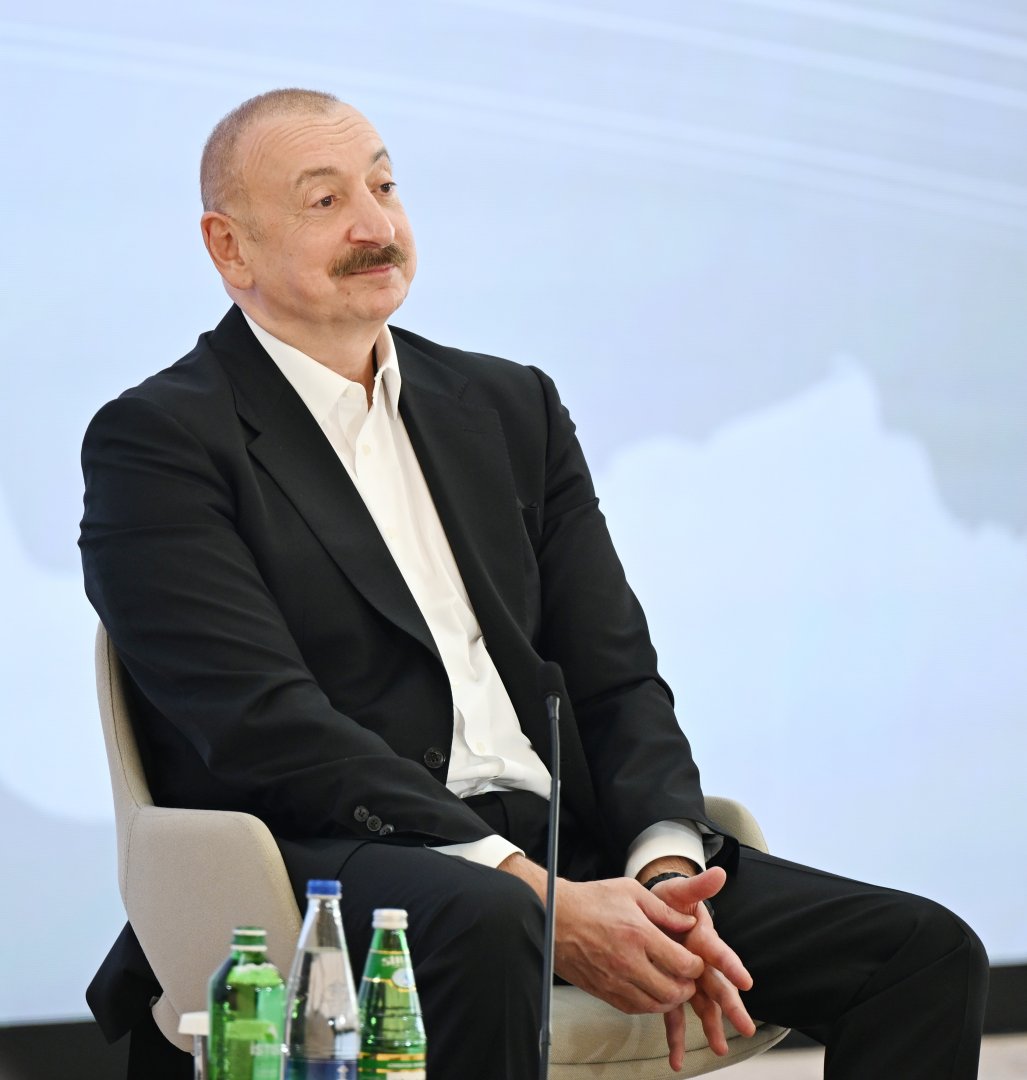 В Ханкенди состоялась встреча Президента Ильхама Алиева с участниками III Шушинского Глобального медиафорума (ФОТО/ВИДЕО)