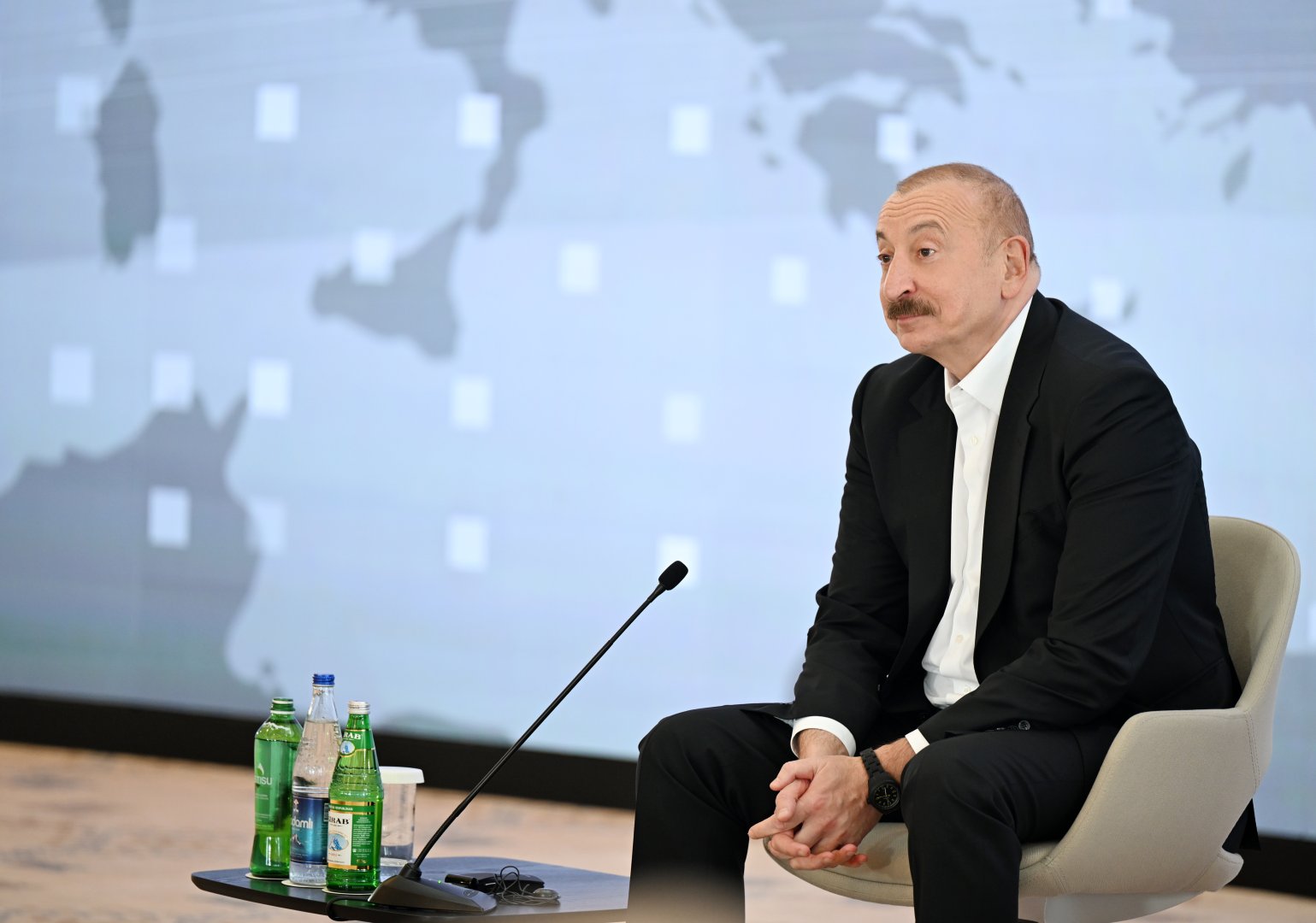 В Ханкенди состоялась встреча Президента Ильхама Алиева с участниками III Шушинского Глобального медиафорума (ФОТО/ВИДЕО)