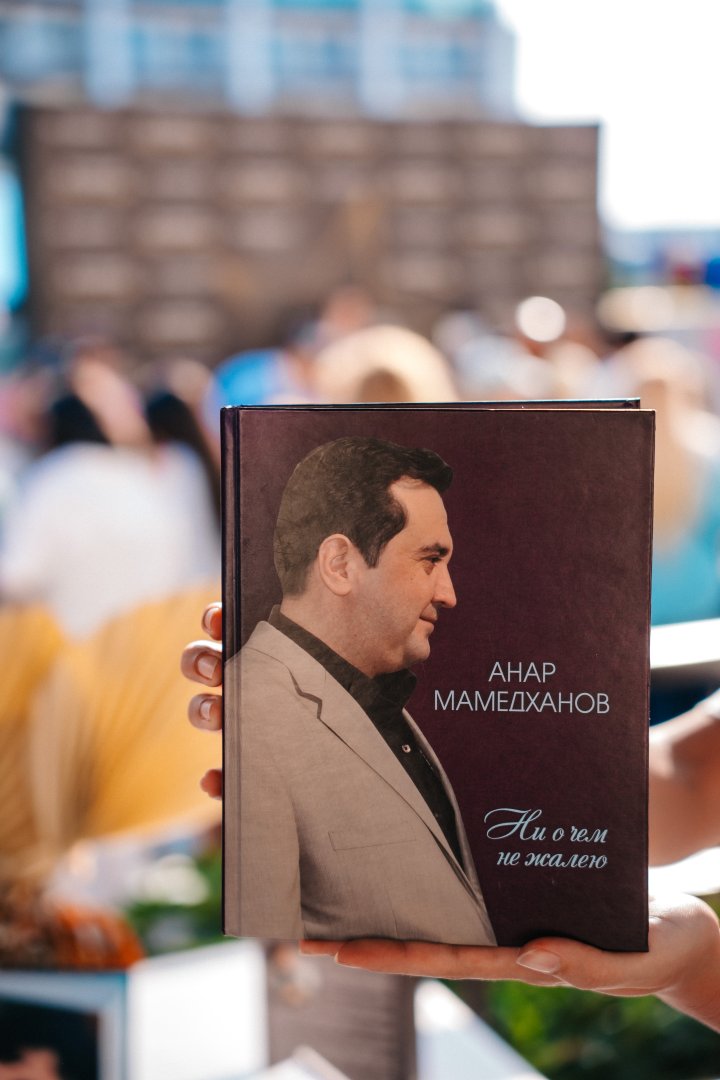 Анару Мамедханову исполнилось бы 55 лет… Звезда легендарного капитана "Парни из Баку" зажглась на Walk of Famе (ФОТО)
