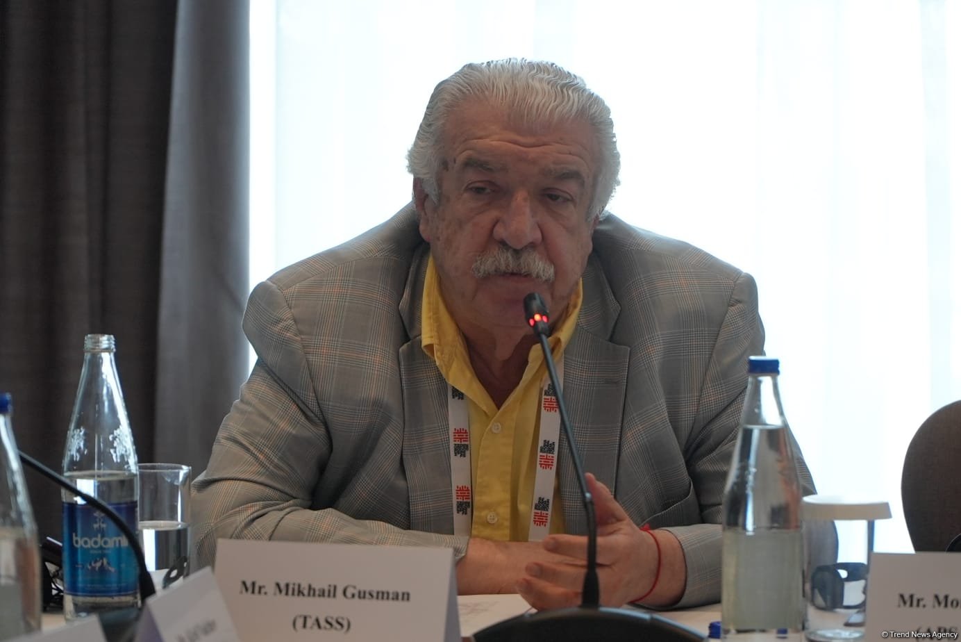 Необходимо подниматься над политическими обстоятельствами и нести правдивую информацию обществу - Михаил Гусман