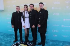 Под летним небом Каспия в Баку стартовал Dream Fest 2025 – звезды на бирюзовой дорожке (ФОТО)