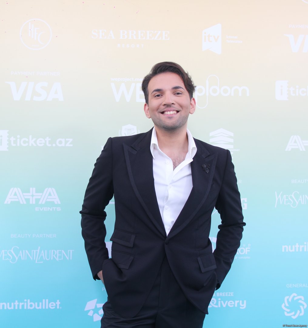 Под летним небом Каспия в Баку стартовал Dream Fest 2025 – звезды на бирюзовой дорожке (ФОТО)