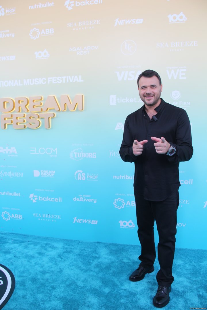 Под летним небом Каспия в Баку стартовал Dream Fest 2025 – звезды на бирюзовой дорожке (ФОТО)