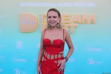 Бирюзовая магия на берегу Каспия: второй день Dream Fest 2025 в Баку (ФОТО)