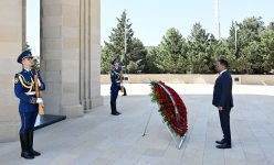 Министр иностранных дел и международного сотрудничества Сомали посетил могилу великого лидера и Аллею шехидов (ФОТО)