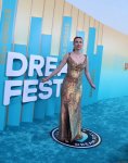 Финальный аккорд Dream Fest 2025 в Баку – звезды современной молодежи на бирюзовой дорожке (ФОТО)