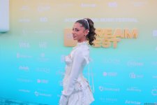 Финальный аккорд Dream Fest 2025 в Баку – звезды современной молодежи на бирюзовой дорожке (ФОТО)