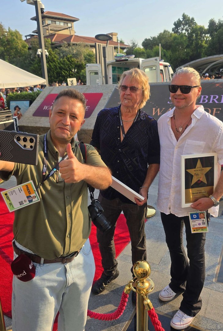 Сразу пять звезд-легенд 80-90-х зажглись на Walk of Fame в Баку (ФОТО)