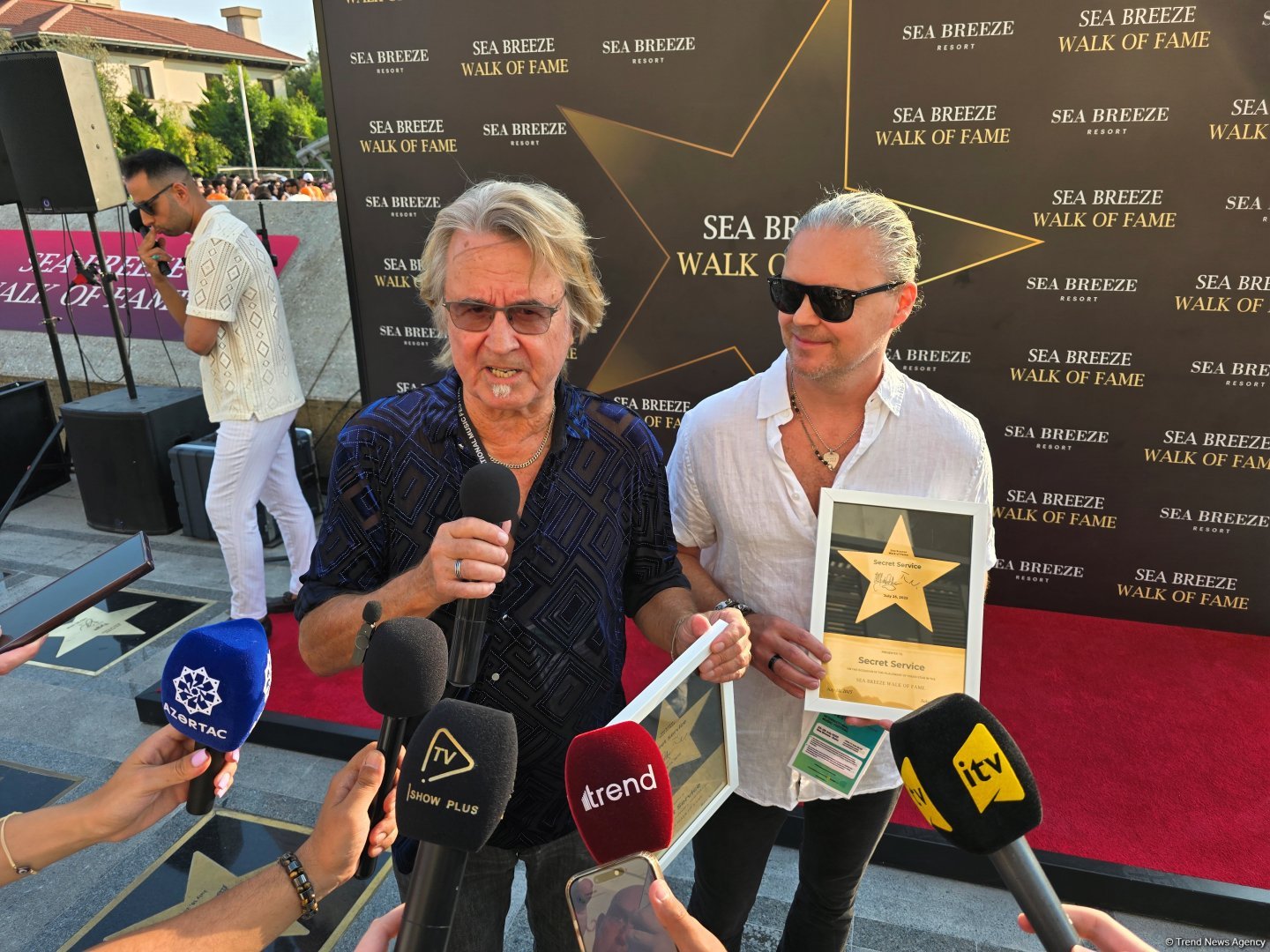 Сразу пять звезд-легенд 80-90-х зажглись на Walk of Fame в Баку (ФОТО)