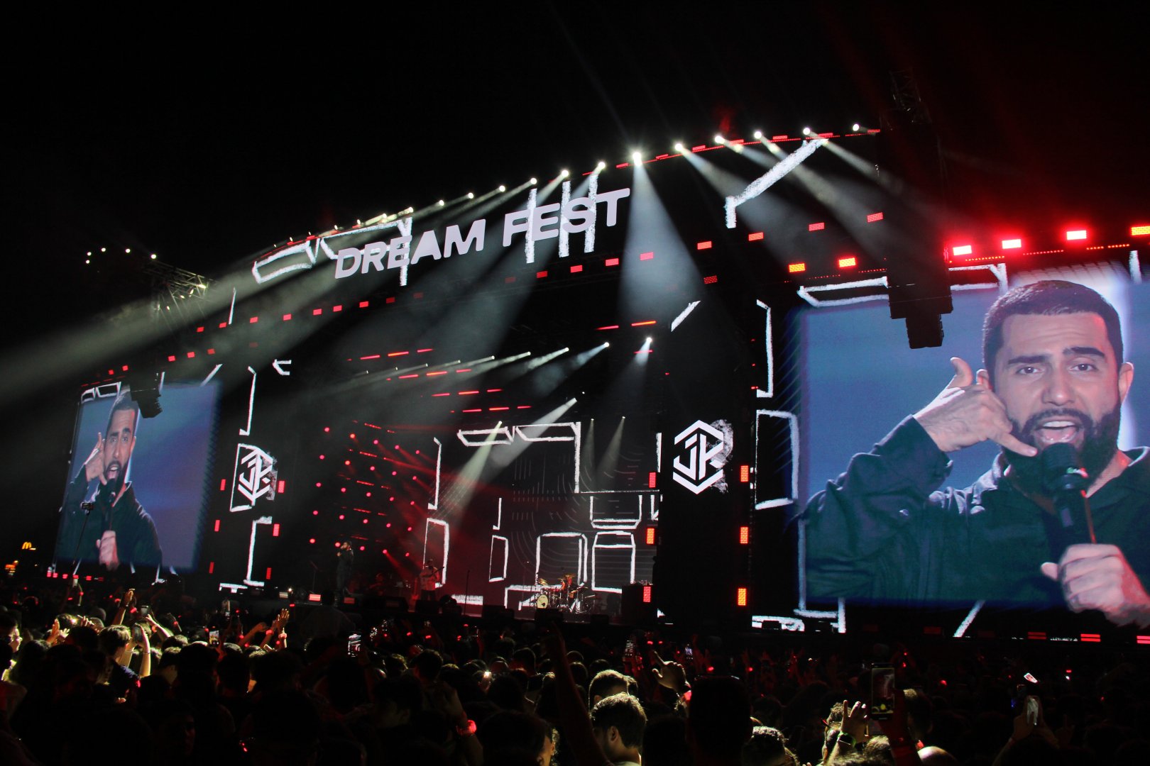 Вихрь музыки, танцев, света и непередаваемой энергии – так завершился Dream Fest 2025 в Баку (ФОТО)