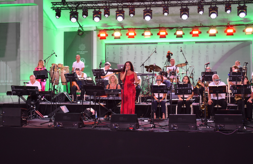 Музыкальная группа Tbilisi Big Band порадовала меломанов энергичным выступлением на Габалинском фестивале (ФОТО)