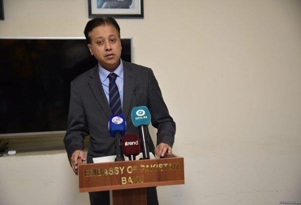 Посол Пакистана поблагодарил Азербайджан за солидарность с народом Кашмира