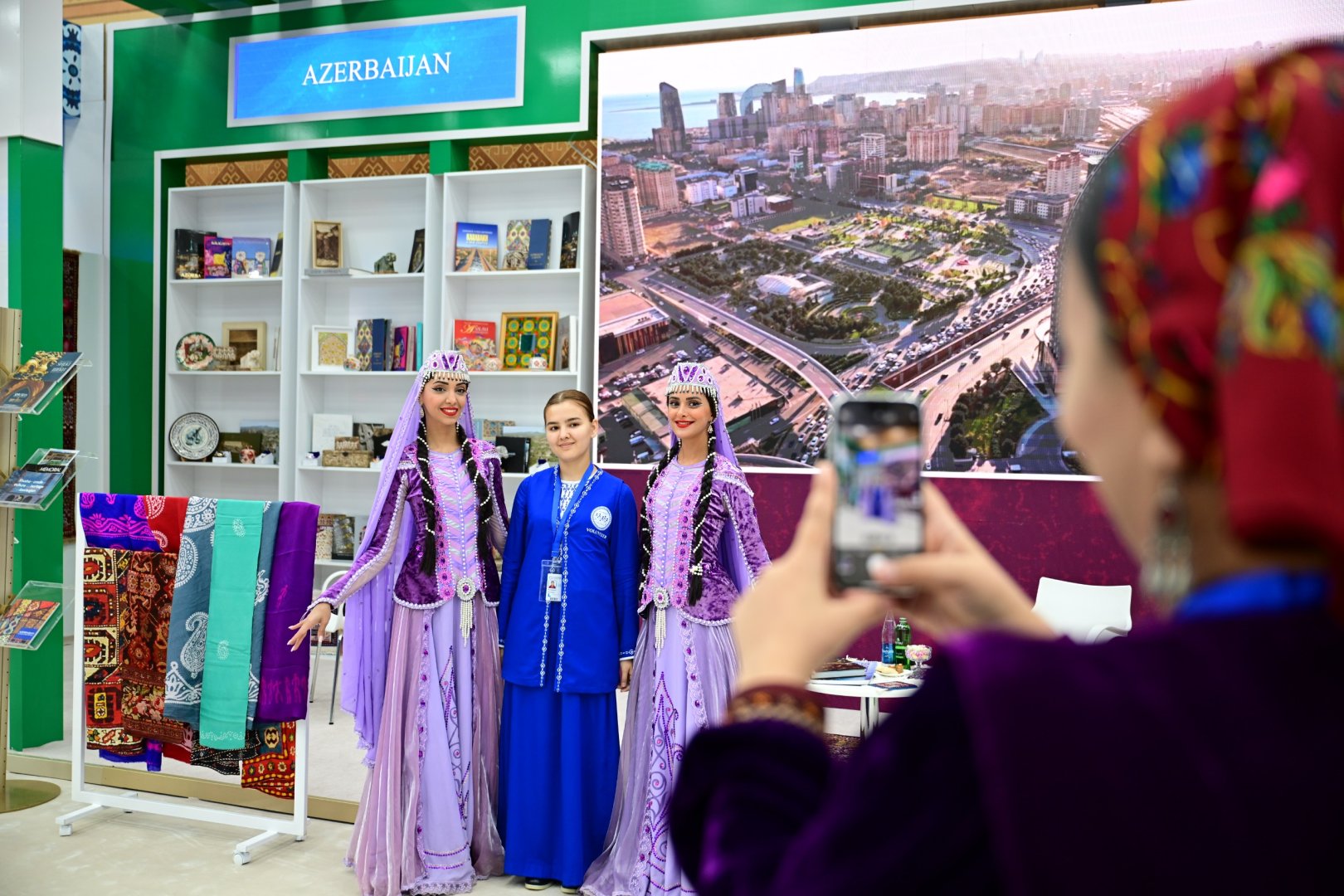 В Туркменистане проходят Национальные дни Азербайджана (ФОТО)