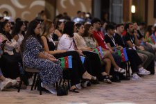 Панельная дискуссия "Ханкенди" в летнем лагере диаспорской молодежи вызвала большой интерес (ФОТО)