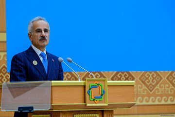 Активное использование Среднего коридора позволит повысить эффективность мировой торговли - турецкий министр