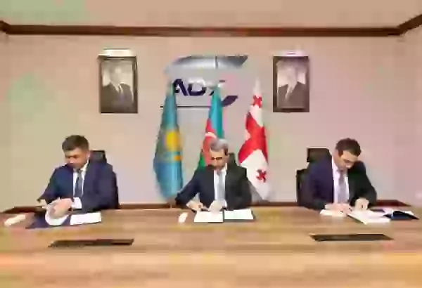 Китайская компания присоединилась к совместному предприятию Азербайджана, Грузии и Казахстана (ФОТО)