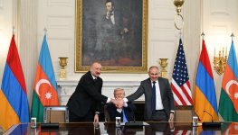 Президент Ильхам Алиев в Белом доме выступил с заявлением для прессы (ФОТО)