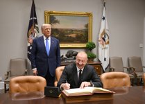 Президент Ильхам Алиев прибыл в Белый дом (ФОТО/ВИДЕО)