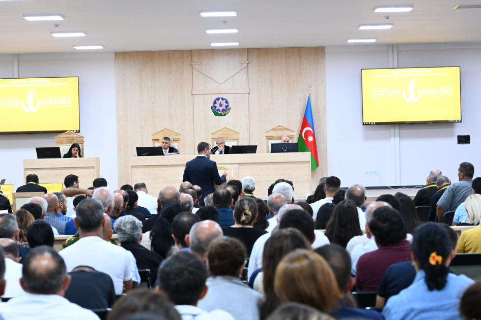 В Баку продолжился суд над лицами, обвиняемыми в совершении многочисленных преступлений против азербайджанского народа (ФОТО)