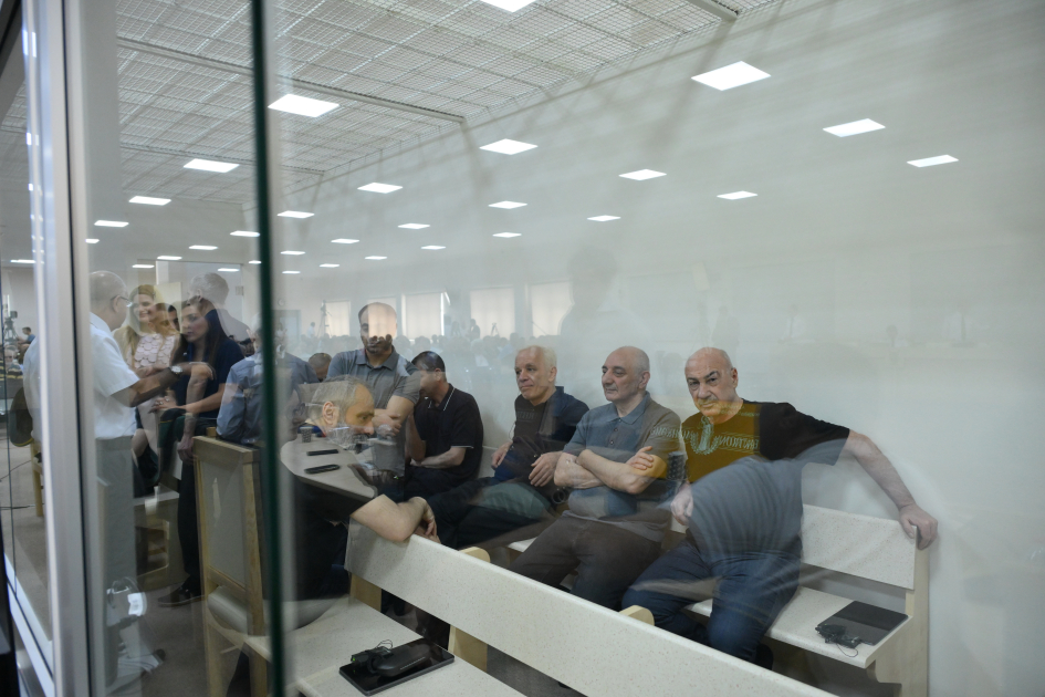 Лица, ставшие вынужденными переселенцами в результате атак вооруженных сил Армении на Зангилан, раненые и родственники убитых дали показания в суде (ФОТО)