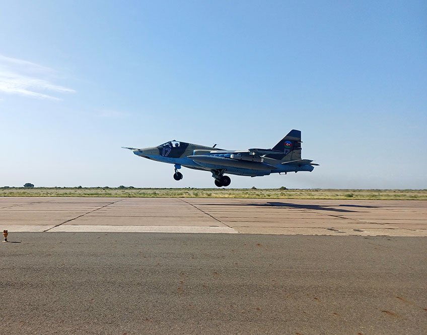 Авиационные подразделения ВВС Азербайджана выполнили учебно-тренировочные полеты (ФОТО/ВИДЕО)